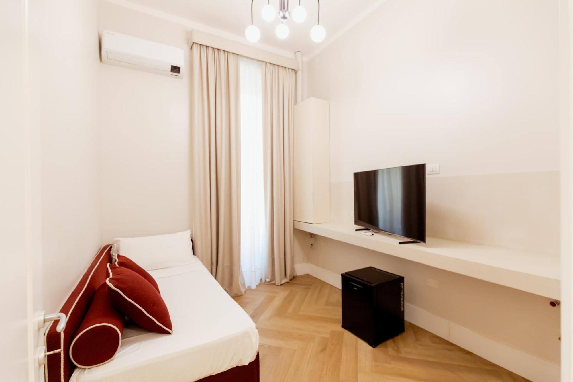 Hotel Residenza Umberto I Napoli Esterno foto